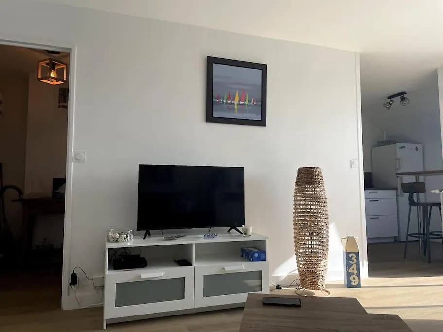 Apartament Hisse Et Oh, T2 Avec Balcon Vue Port Et Parking Vannes Francja