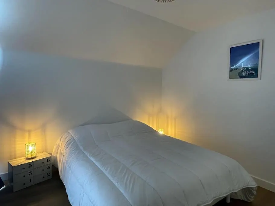Apartament Hisse Et Oh, T2 Avec Balcon Vue Port Et Parking Vannes